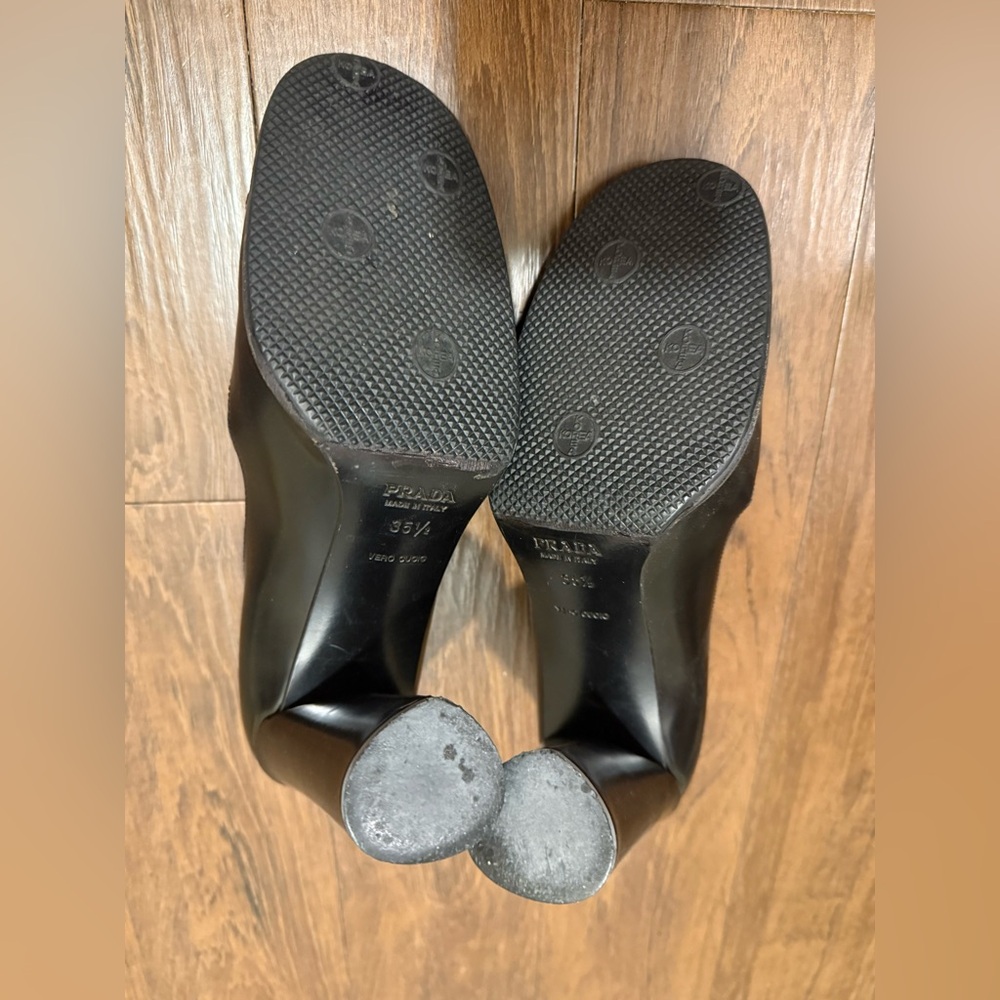 Authentic Prada Block Heels - Picture 5 of 5